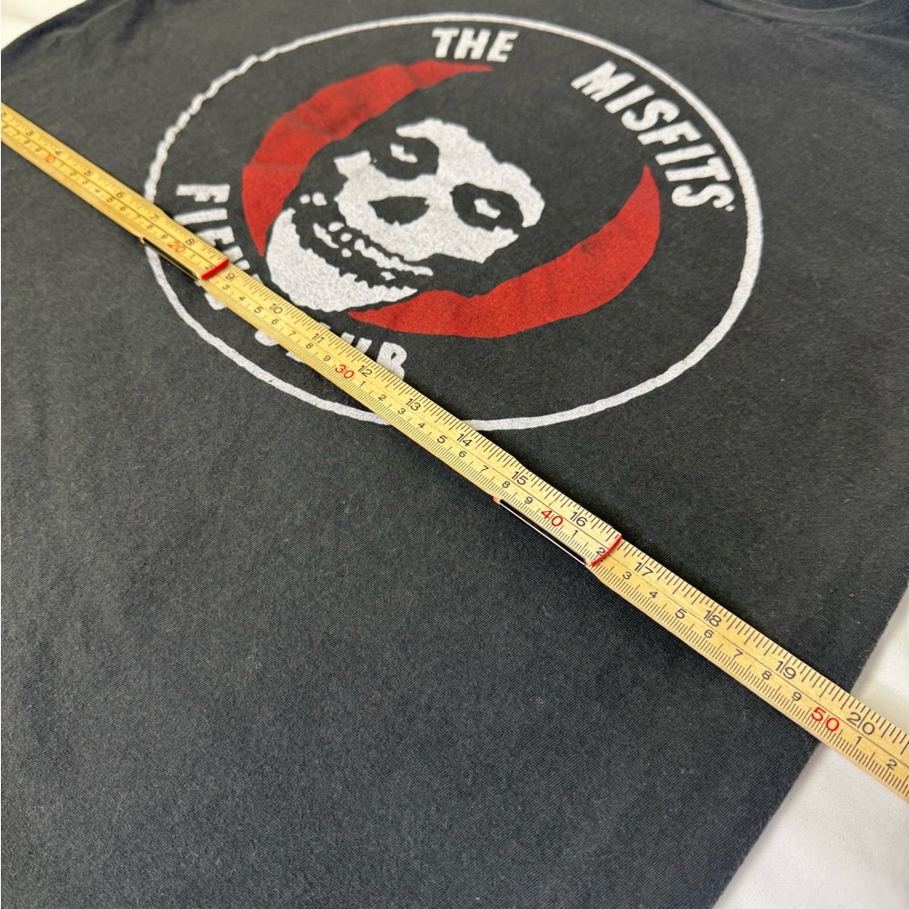 The Misfits Fiend Club Short Sleeve Tee - Black with Red Graphic - Picture 7 of 8